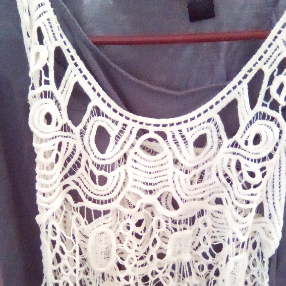 Elegant White Lace Women's Blouse